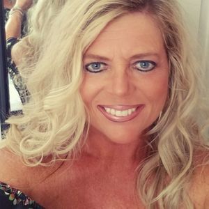 Meet your Posher, Faye